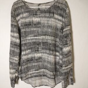 Bass women's long sleeve patterned top size XL